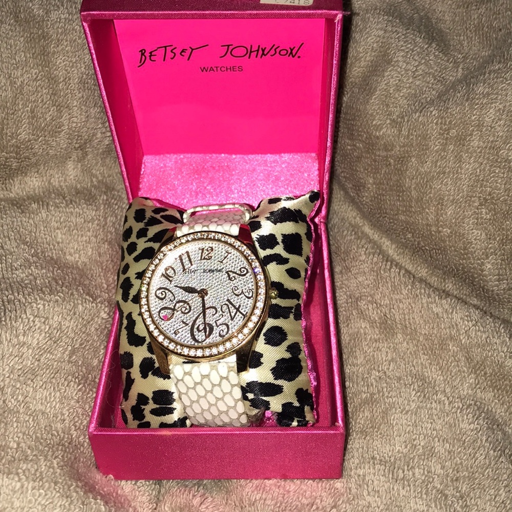 Betsey Johnson watch - Picture 1 of 6